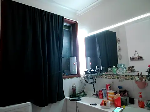 SweetValleyHotwife online show from May 12, 2026, 2:01 pm