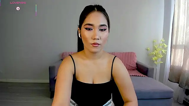 Snapshot of mayameilin chatting on February 18, 2026, 11:06 am mayameilin online show from February 18, 2026, 11:06 am