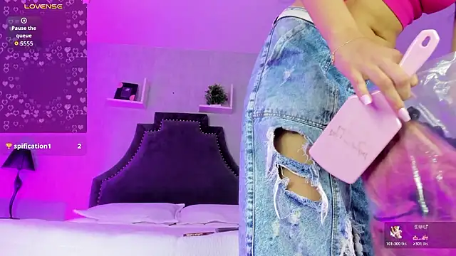 KarelyMitchel online show from March 4, 2026, 12:46 pm