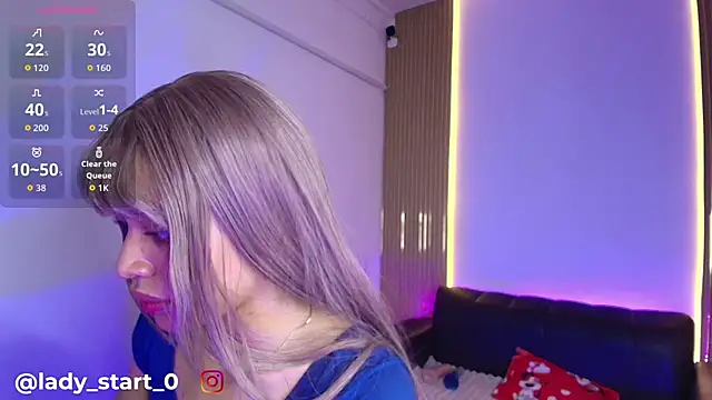 leydi start  online show from April 17, 2026, 12:41 pm