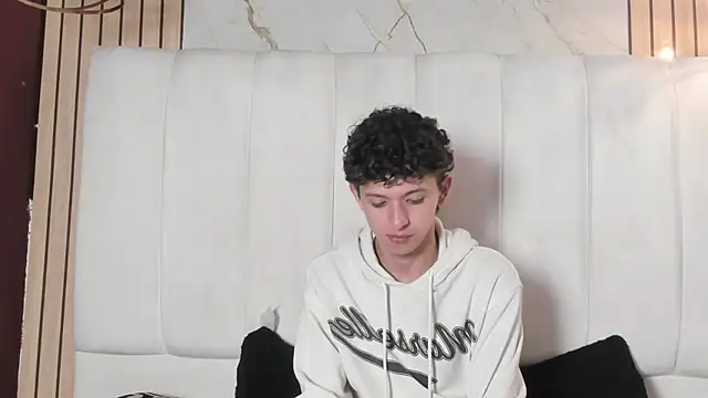 David Roy  online show from February 21, 2026, 12:40 pm