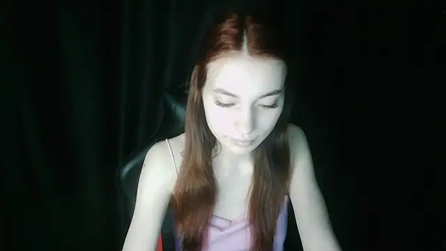 liza  kitty online show from April 15, 2026, 7:58 pm