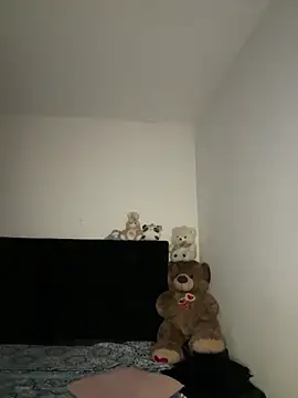 Snapshot of mari_pauli_xx chatting on February 15, 2026, 12:33 am mari pauli xx online show from February 15, 2026, 12:33 am