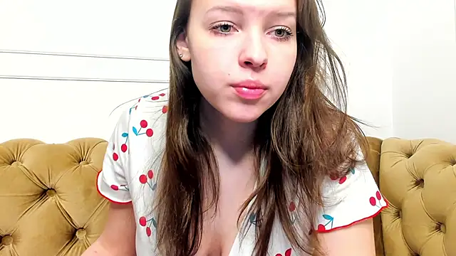 Snapshot of lunahush chatting on February 18, 2026, 11:12 pm lunahush online show from February 18, 2026, 11:12 pm