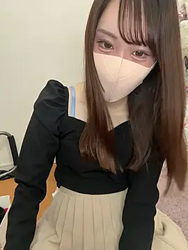 Snapshot of momo_mm chatting on May 16, 2026, 1:04 am momo mm online show from May 16, 2026, 1:04 am