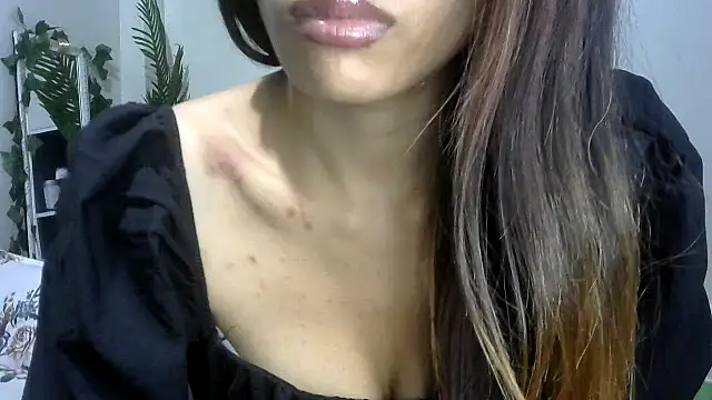 Snapshot of call_me_babyy chatting on March 30, 2026, 5:47 pm call me babyy online show from March 30, 2026, 5:47 pm