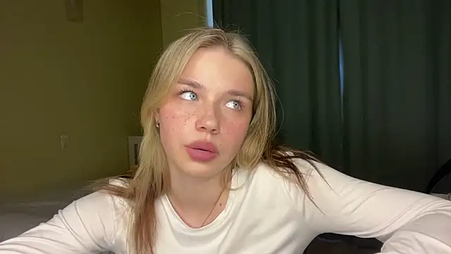 EarthaStinett online show from April 17, 2026, 11:35 am