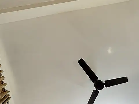 Snapshot of Curvy_Simran chatting on February 28, 2026, 9:20 am Curvy Simran online show from February 28, 2026, 9:20 am