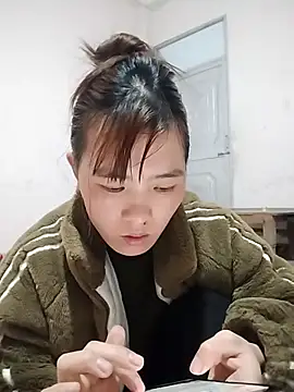 Snapshot of Queen-love45 chatting on February 5, 2026, 1:51 pm Queen-love45 online show from February 5, 2026, 1:51 pm