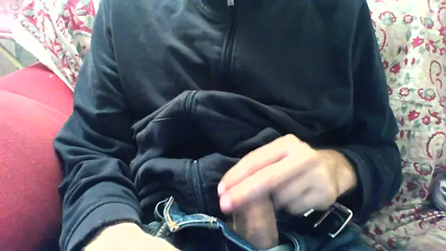 Snapshot of andre_italy chatting on April 20, 2026, 8:54 pm andre italy online show from April 20, 2026, 8:54 pm