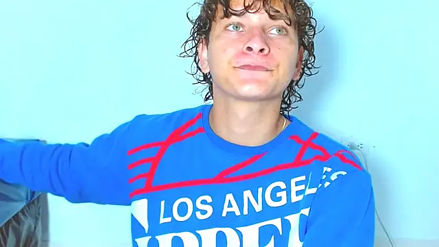 arielnoir6958 online show from April 16, 2026, 12:00 am