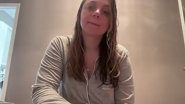 Snapshot of ShyFlameLive chatting on February 14, 2026, 10:54 pm ShyFlameLive online show from February 14, 2026, 10:54 pm