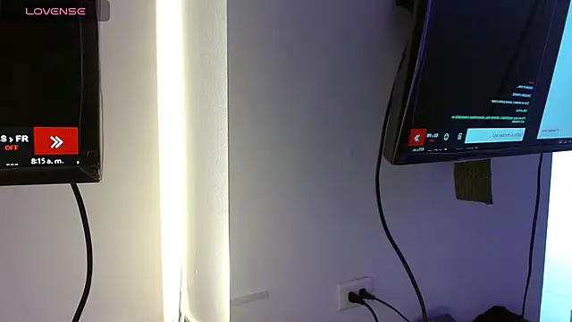 Iris bloom69 online show from April 13, 2026, 1:15 pm