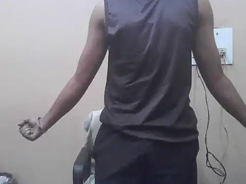 Snapshot of chocolatesboy143 chatting on February 25, 2026, 4:40 pm chocolatesboy143 online show from February 25, 2026, 4:40 pm