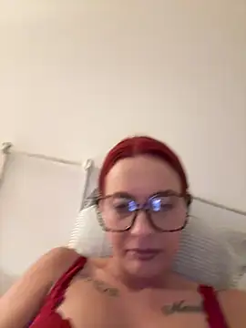 SophieSchmidt online show from March 6, 2026, 6:58 pm