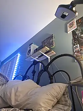 TrndSettr online show from February 16, 2026, 6:45 am