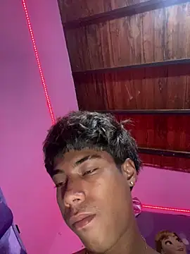 Snapshot of Adan21_cm chatting on February 28, 2026, 6:13 am Adan21 cm online show from February 28, 2026, 6:13 am