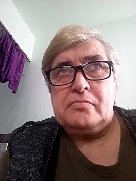 Snapshot of SusanStar874 chatting on February 3, 2026, 12:21 pm SusanStar874 online show from February 3, 2026, 12:21 pm