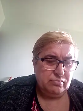 Snapshot of SusanStar874 chatting on May 1, 2026, 9:36 am SusanStar874 online show from May 1, 2026, 9:36 am