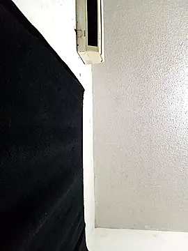 dibou69 online show from February 4, 2026, 1:11 am