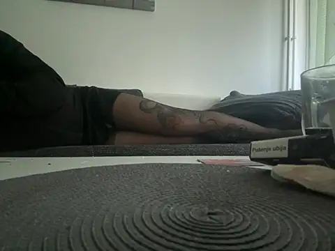 NylonSlave32 online show from July 4, 2026, 12:32 pm