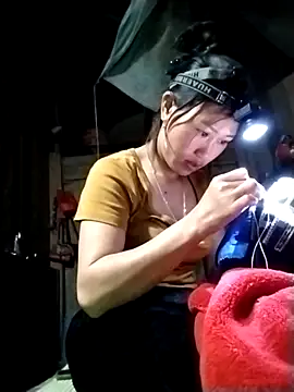 Snapshot of bemupcute chatting on February 2, 2026, 12:15 pm bemupcute online show from February 2, 2026, 12:15 pm