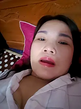 Snapshot of Coies_bidae chatting on February 17, 2026, 12:30 am Coies bidae online show from February 17, 2026, 12:30 am