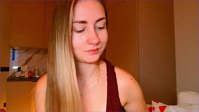 Snapshot of BluueSilk chatting on November 27, 2025, 6:03 am BluueSilk online show from November 27, 2025, 6:03 am