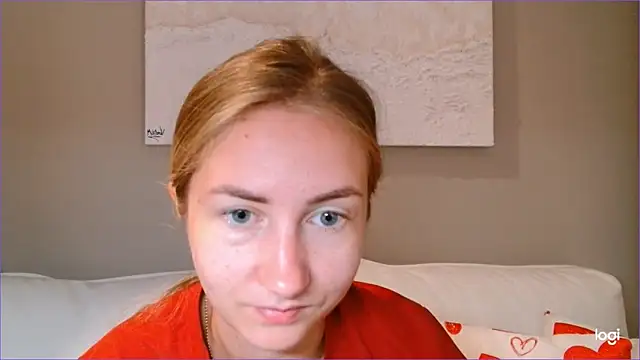 Snapshot of BluueSilk chatting on October 15, 2025, 6:44 am BluueSilk online show from October 15, 2025, 6:44 am