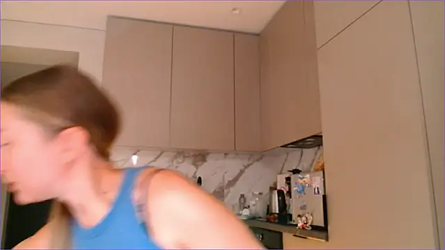 Snapshot of BluueSilk chatting on November 3, 2025, 6:29 am BluueSilk online show from November 3, 2025, 6:29 am