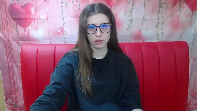 LilianaShine online show from March 7, 2026, 5:58 am