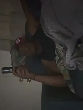 bigdickkeyyy23 online show from February 27, 2026, 9:42 am