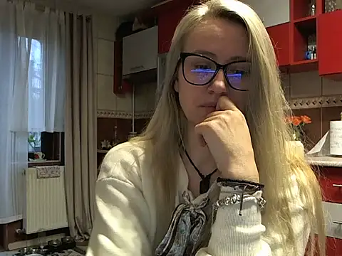 Snapshot of Nataly_Rosy chatting on February 6, 2026, 7:15 am Nataly Rosy online show from February 6, 2026, 7:15 am