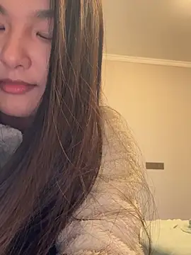 BeiBeiiiii online show from March 18, 2026, 9:34 am