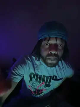 Snapshot of magic_man1085 chatting on February 3, 2026, 8:52 am magic man1085 online show from February 3, 2026, 8:52 am