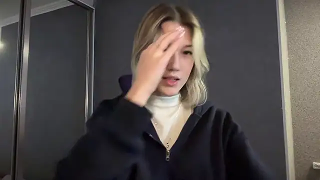 lilXdomiii online show from April 8, 2026, 9:22 am