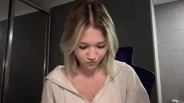 lilXdomiii online show from April 4, 2026, 12:34 pm