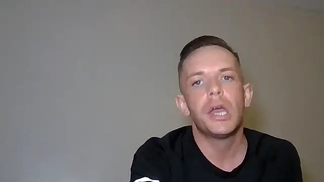 verscub6969 online show from February 14, 2026, 7:14 pm