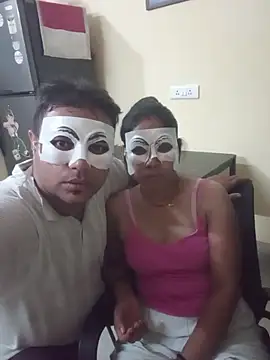 Snapshot of pinkbox chatting on April 16, 2026, 6:19 pm pinkbox online show from April 16, 2026, 6:19 pm