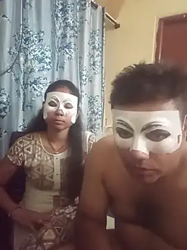 Snapshot of pinkbox chatting on April 13, 2026, 8:18 am pinkbox online show from April 13, 2026, 8:18 am