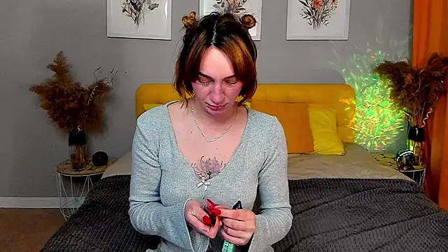 PollyRoseX online show from March 4, 2026, 7:43 pm