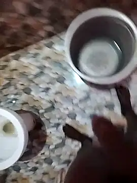 tamilpaiyan989 online show from April 5, 2026, 3:02 am