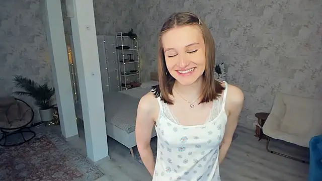 Snapshot of LianneBynon chatting on February 28, 2026, 8:25 am LianneBynon online show from February 28, 2026, 8:25 am