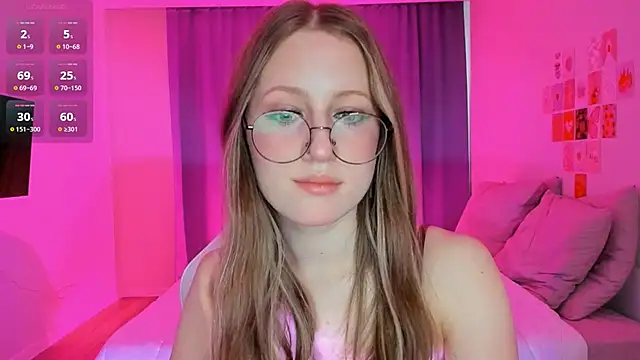 Vega Taylor online show from March 23, 2026, 4:12 am