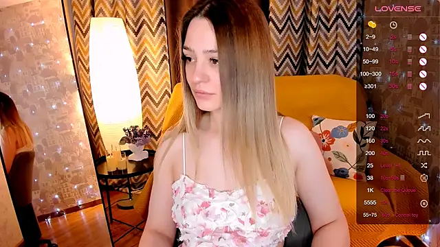 cherrykississ online show from March 22, 2026, 1:53 am