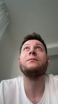 LubasOriginMen online show from February 12, 2026, 4:18 pm