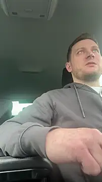 LubasOriginMen online show from February 5, 2026, 1:18 pm