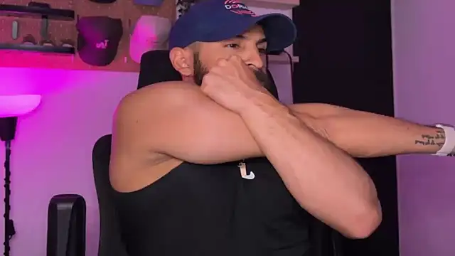 SamDornan51 online show from April 11, 2026, 1:46 am