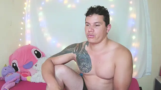 Eternalfuego online show from April 11, 2026, 3:47 am