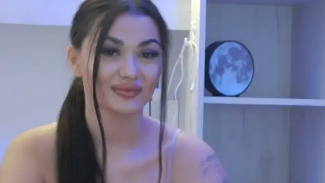 MayaMadison online show from February 17, 2026, 6:49 pm